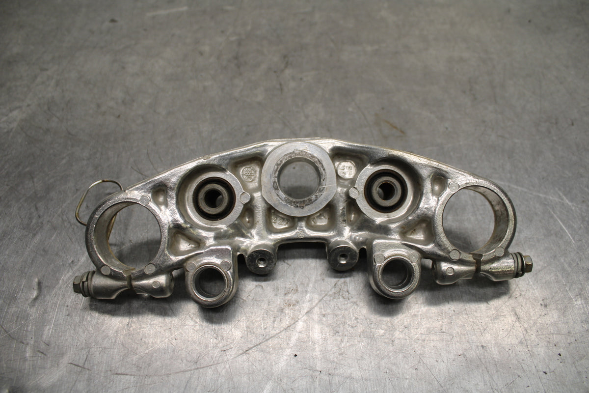 1984 Yamaha Virago 1000 FORKS UPPER TRIPLE TREE CLAMP BB117