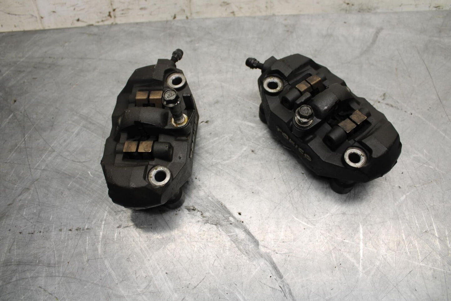 2008 Suzuki GSXR1000 RIGHT LEFT FRONT BRAKE CALIPER SET PAIR CALIPERS BB519