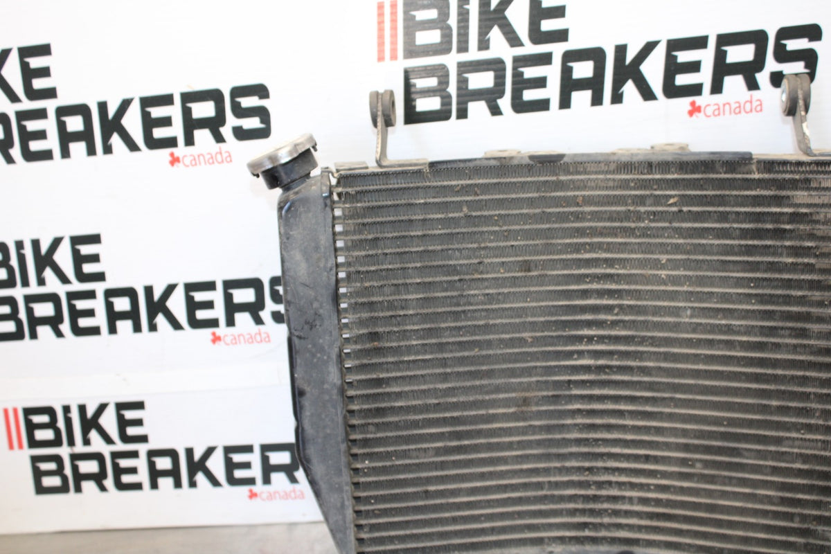 05 YAMAHA YZF R6 ENGINE RADIATOR MOTOR COOLER COOLING RADIATER BB894