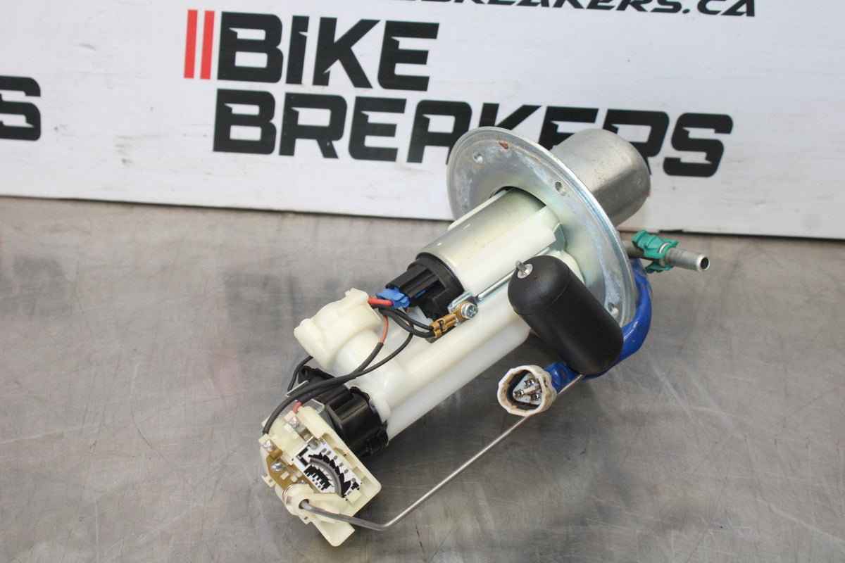 06-07 SUZUKI GSXR 600 FUEL PUMP GAS PETROL SENDER UNIT BB792