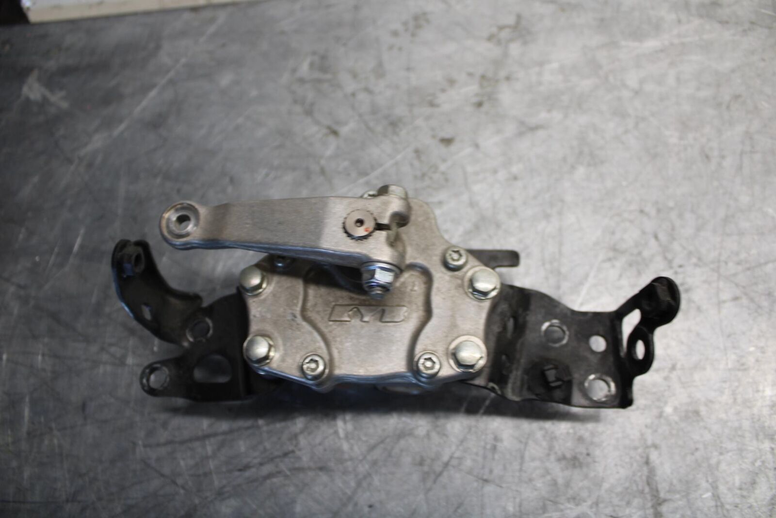 2016 Honda CBR1000RR STEERING DAMPER STABILIZER 53700-MFL-013 BB530