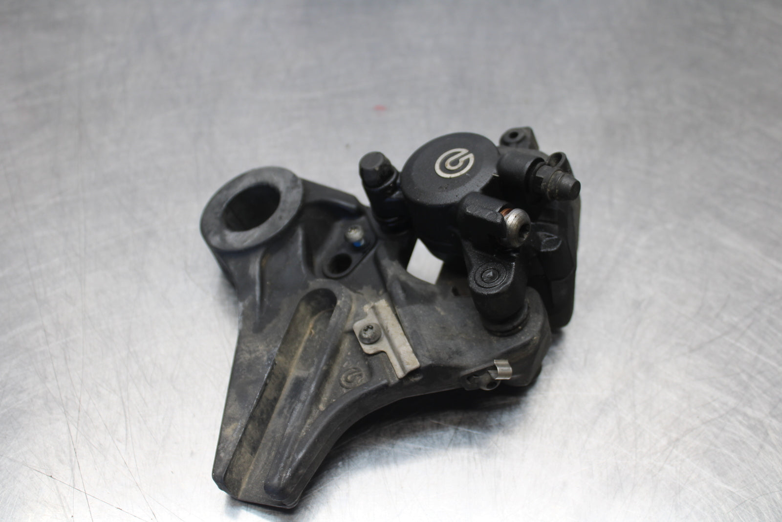 10-11 BMW S1000RR REAR BACK BRAKE CALIPER W MOUNT BRACKET BB168
