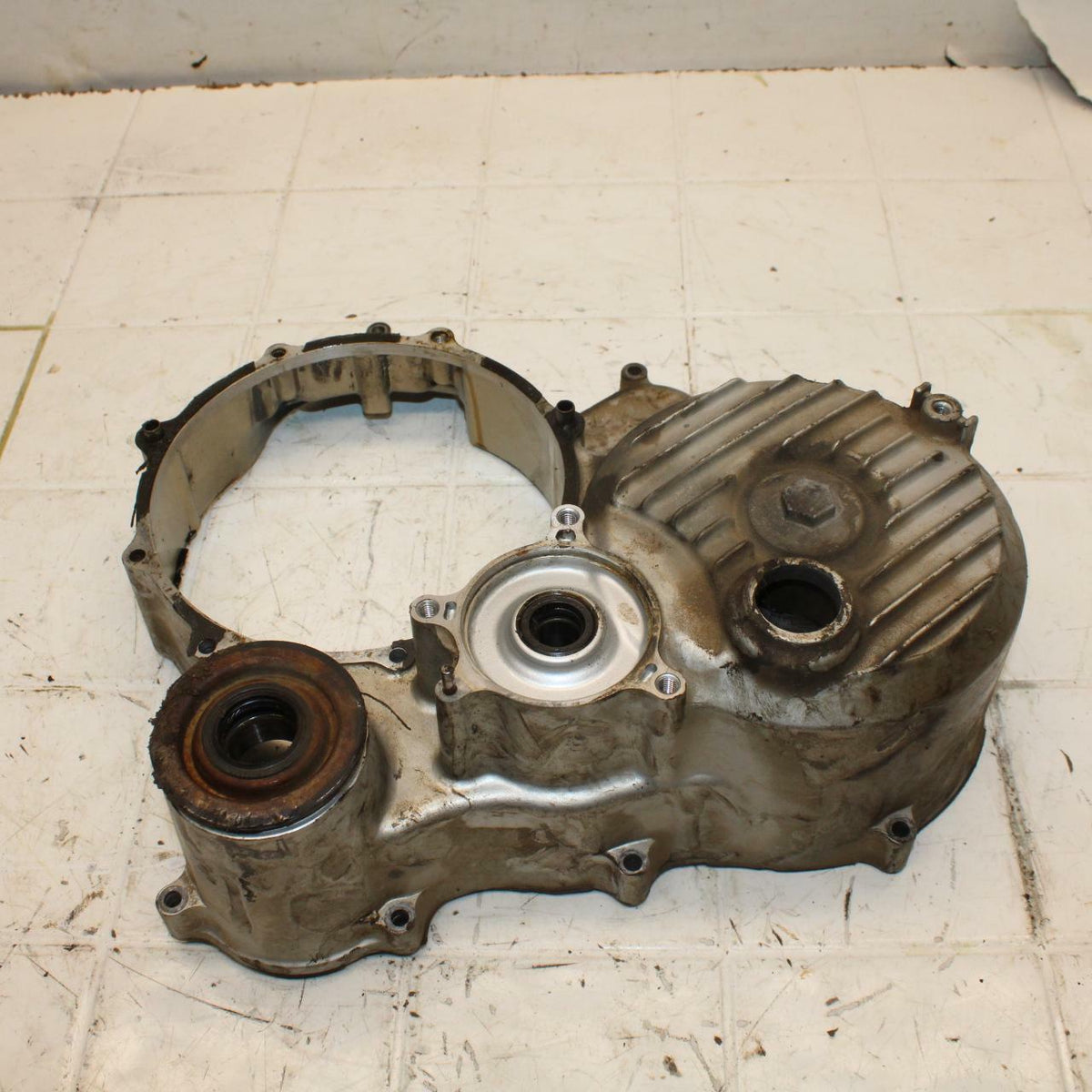 84-87 HONDA GOLDWING 1200 CLUTCH SIDE ENGINE MOTOR COVER BB406