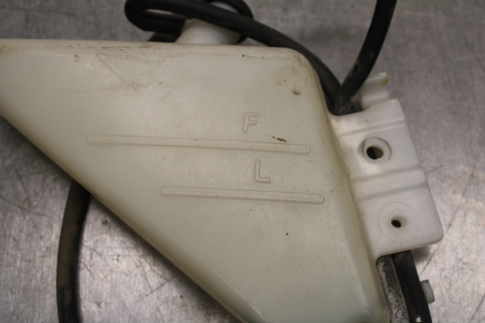 08-10 SUZUKI GSXR 600 COOLANT WATER TANK RESERVOIR BOTTLE BB753