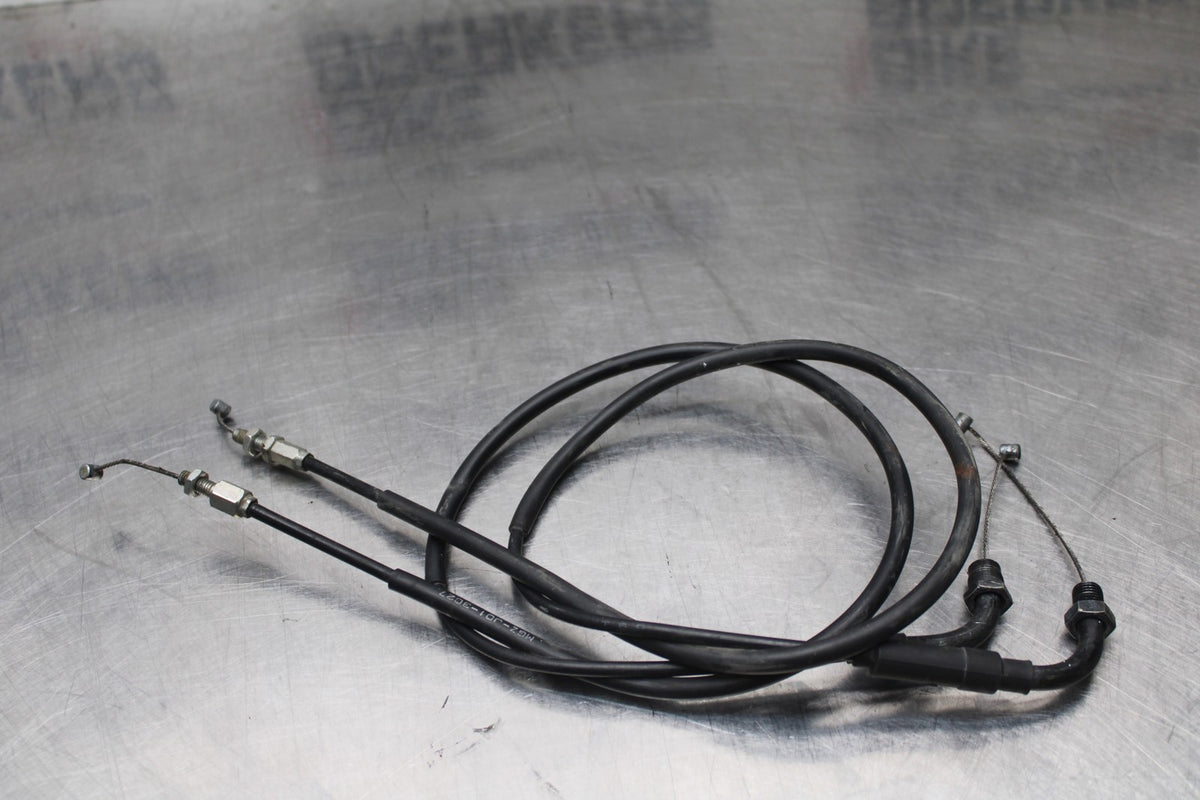 13-15 HONDA CBR500R THROTTLE CABLES LINES BB834