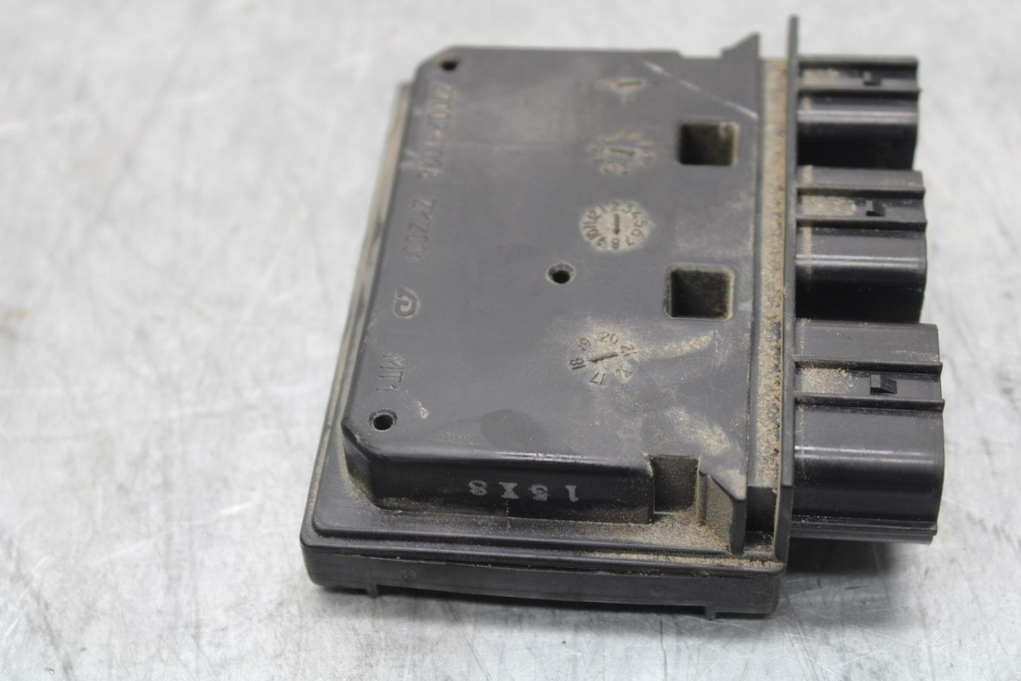 19-20 KAWASAKI NINJA ZX6R RELAY ASSEMBLY FUSE BOX BB419