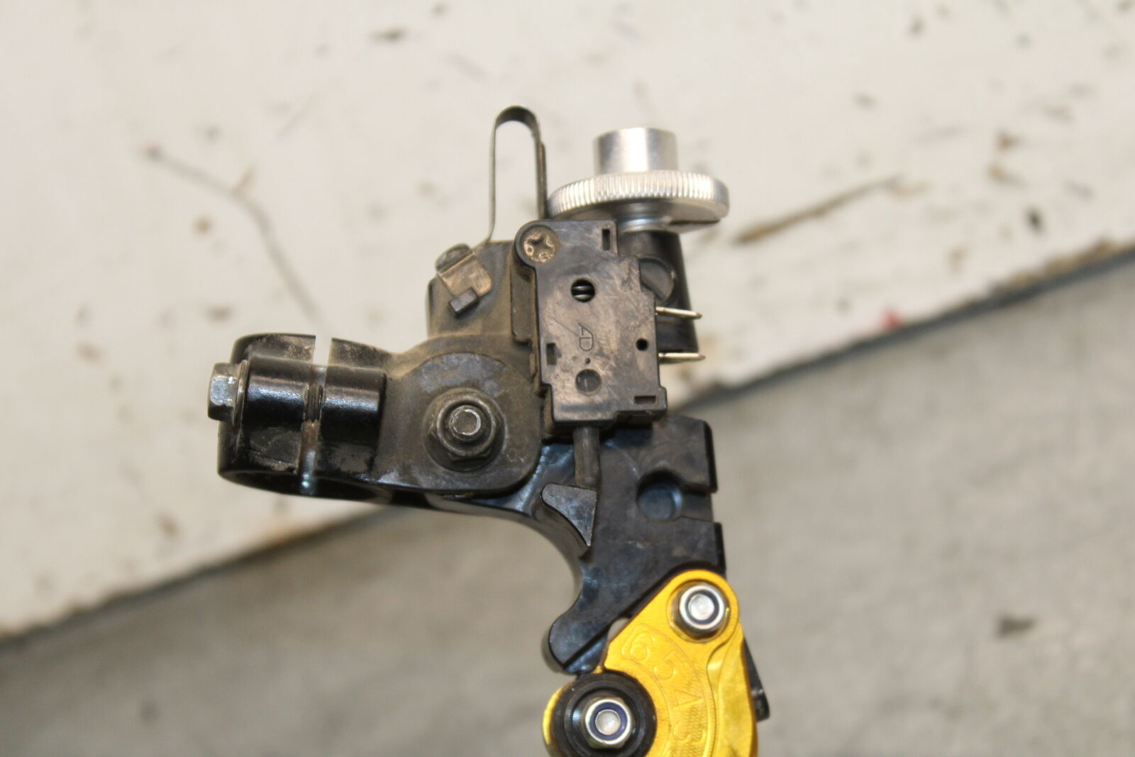06-07 YAMAHA YZF R6 AFTERMARKET CLUTCH PERCH MOUNT WITH LEVER  BB742