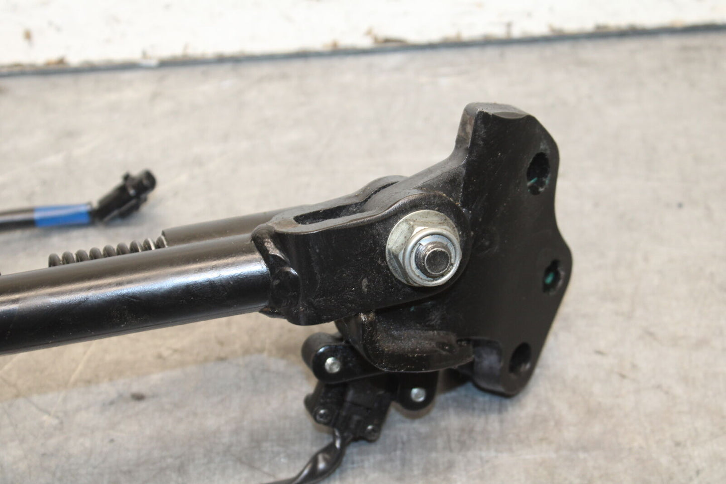 22-24 YAMAHA XSR900 KICKSTAND SIDE KICK STAND BB683