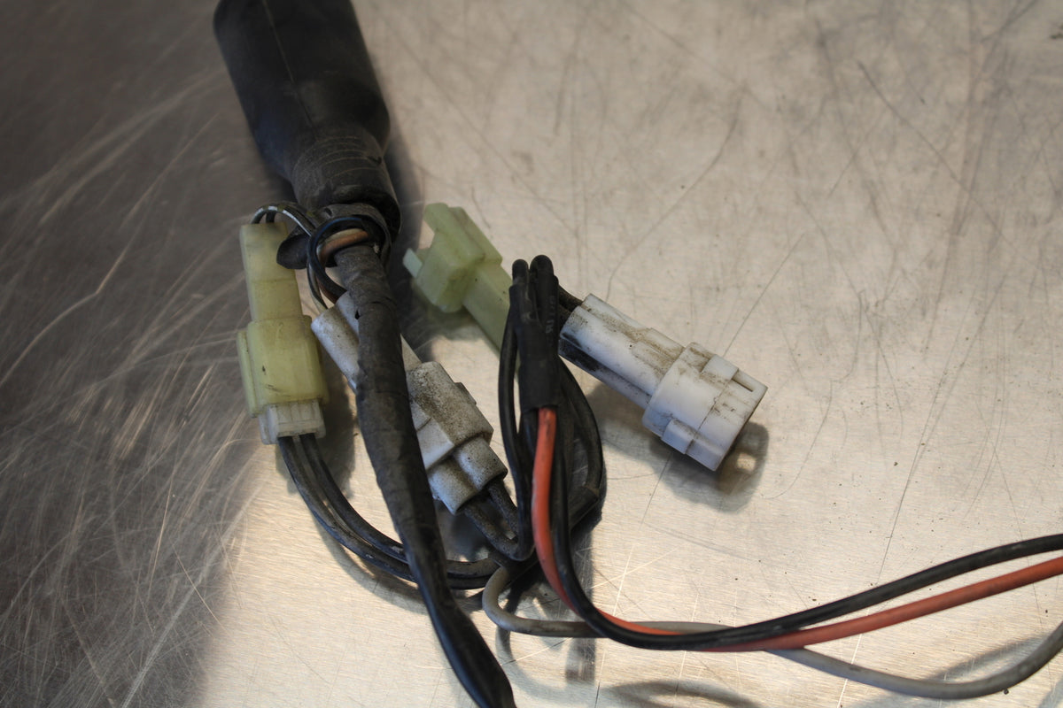 11 SUZUKI GSXR1000 TAIL LIGHT WIRING HARNESS MOTOR WIRE LOOM BB142