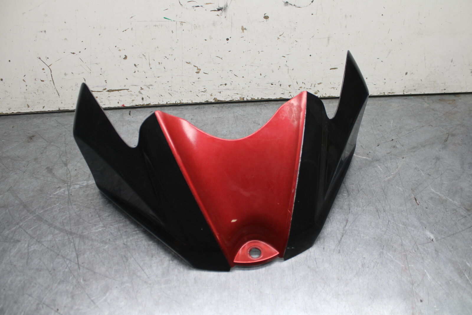 08-10 SUZUKI GSXR 600  FRONT GAS TANK FUEL CELL FAIRING COWL COVER TRIM BB101