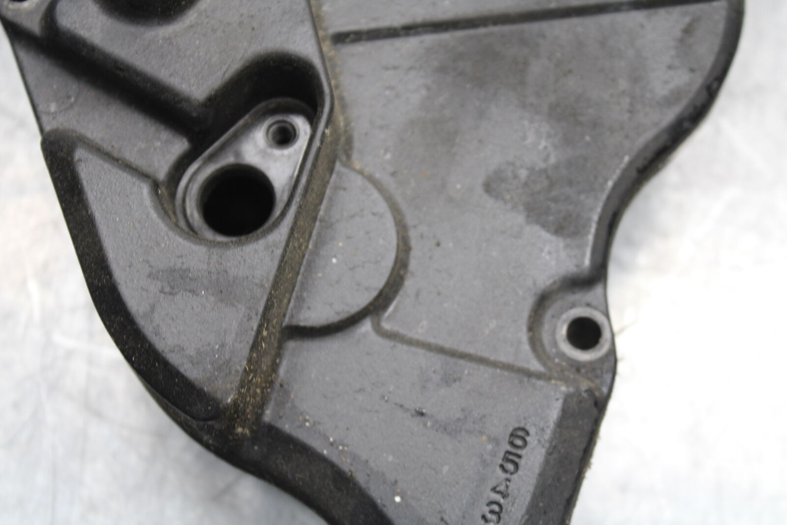 06-07 SUZUKI GSXR 600 ENGINE SPROCKET COVER BB243