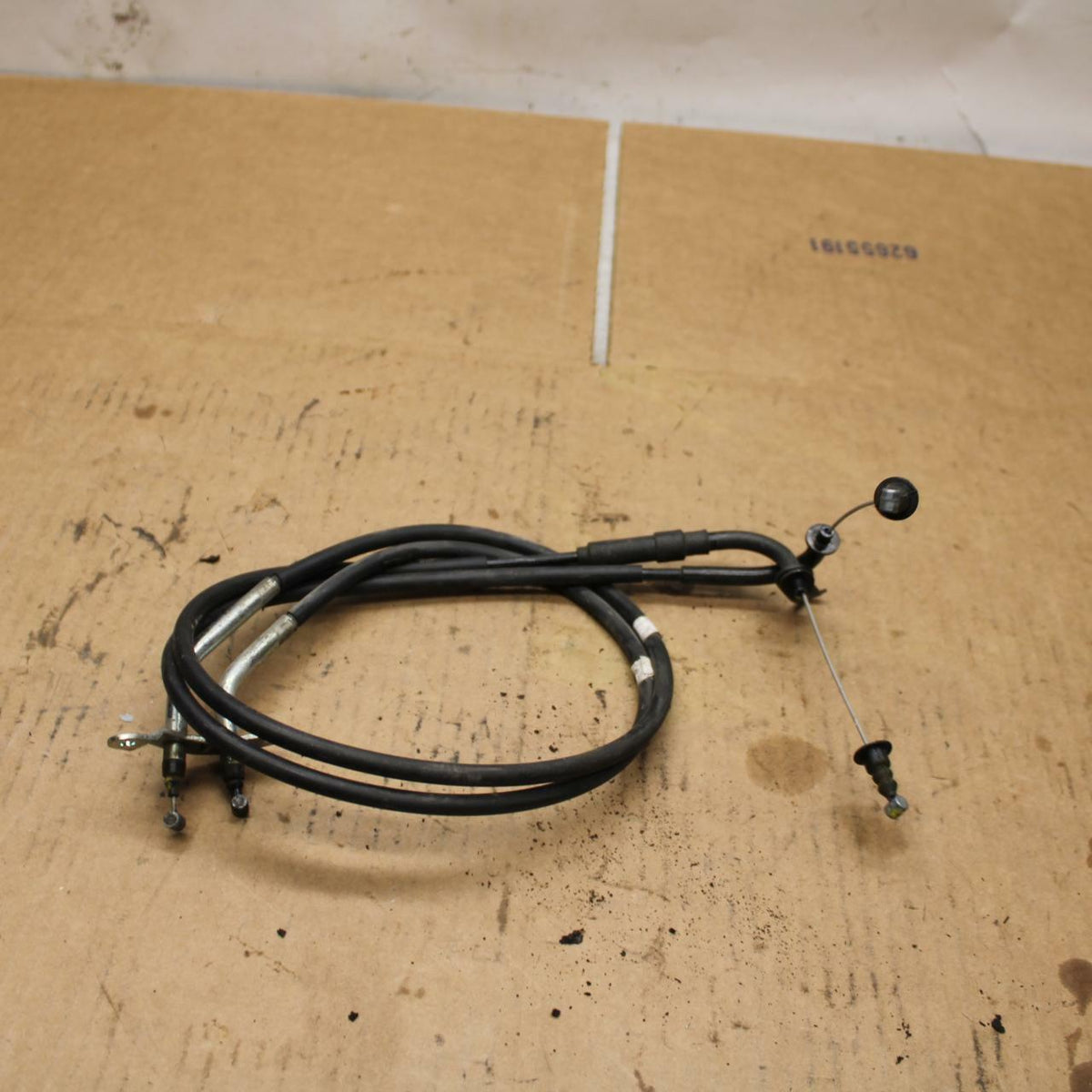 15-17 YAMAHA YZF R3 THROTTLE CABLES LINES BB380