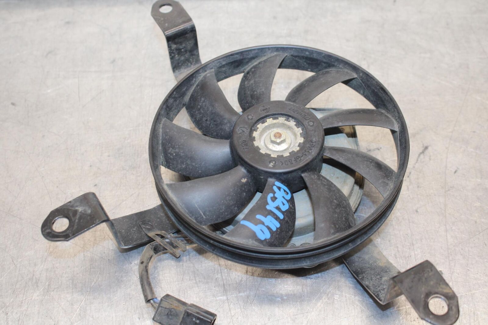 2009 Kawasaki Ninja 250R EX250J ENGINE RADIATOR COOLING FAN BB87