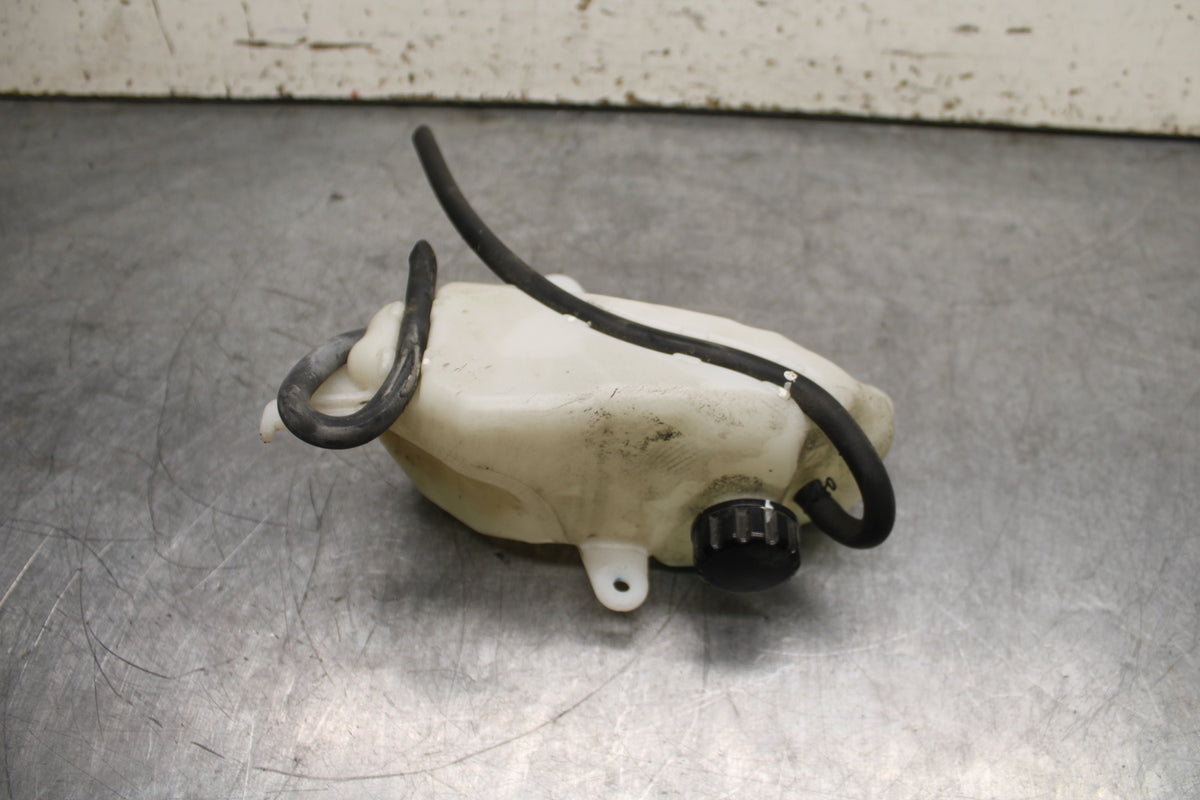 19-22 KAWASAKI Z400 COOLANT WATER TANK RESERVOIR BOTTLE BB738