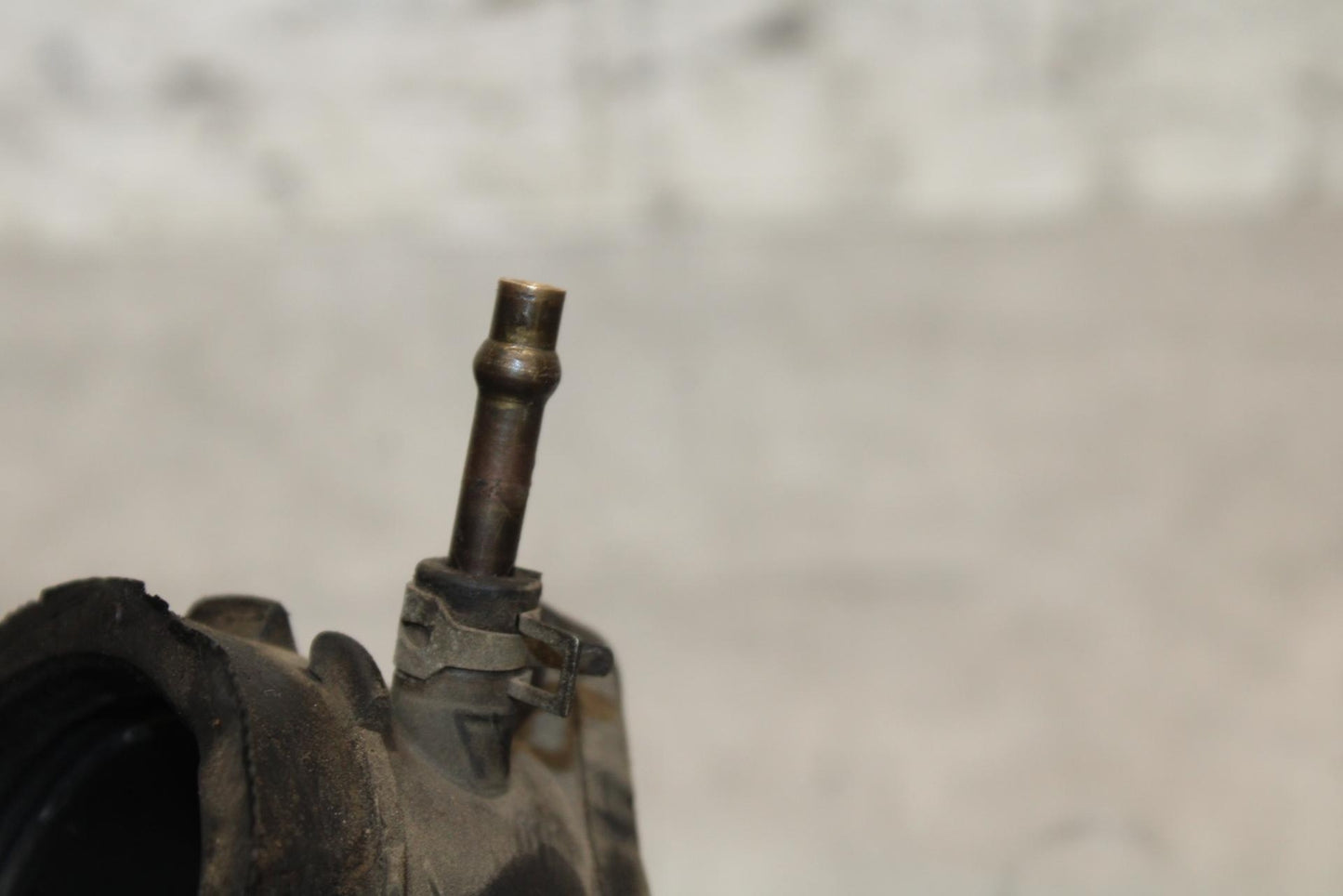 00-01 KAWASAKI ZZR600 AIRBOX INTAKE VELOCITY STACKS BB568