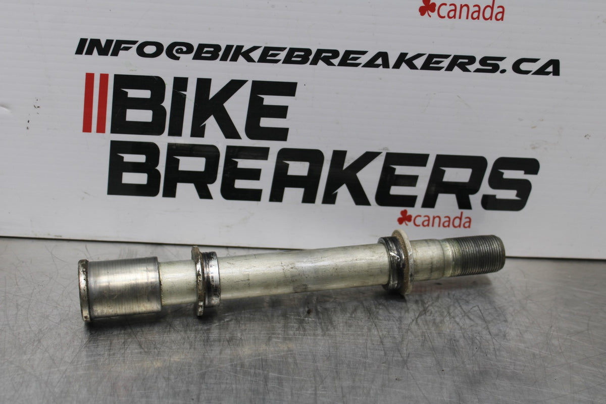 19-23 KAWASAKI NINJA ZX6R FRONT WHEEL RIM AXLE PIVOT BOLT BB188