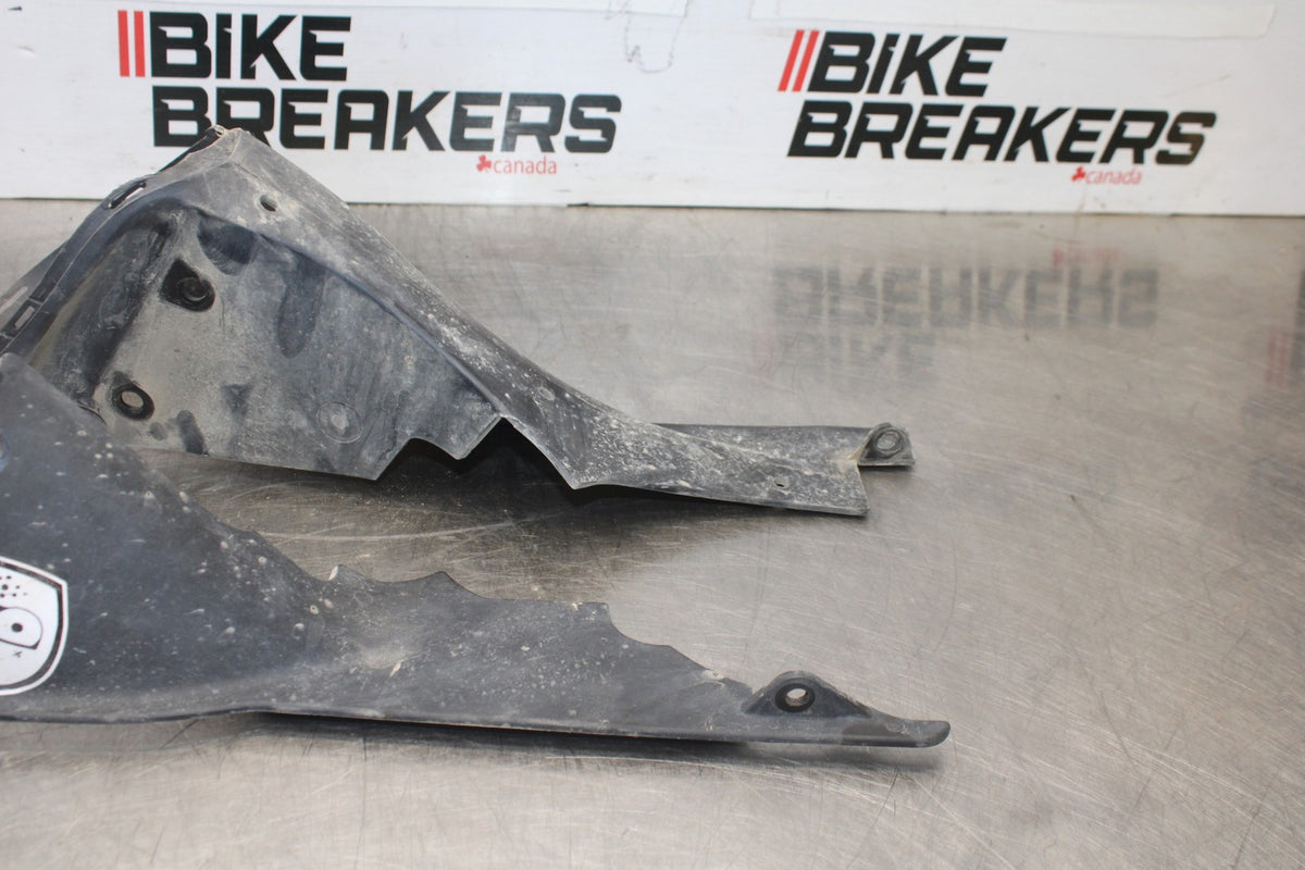 04 BUELL FIREBOLT XB12R FRONT DUCT COVER PANEL COWL BB903