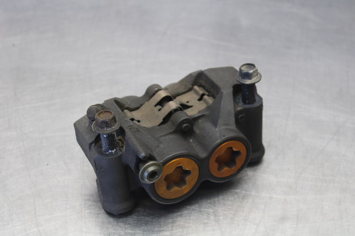 05 YAMAHA YZF R6 RIGHT LEFT FRONT BRAKE CALIPER SET PAIR CALIPERS BB858