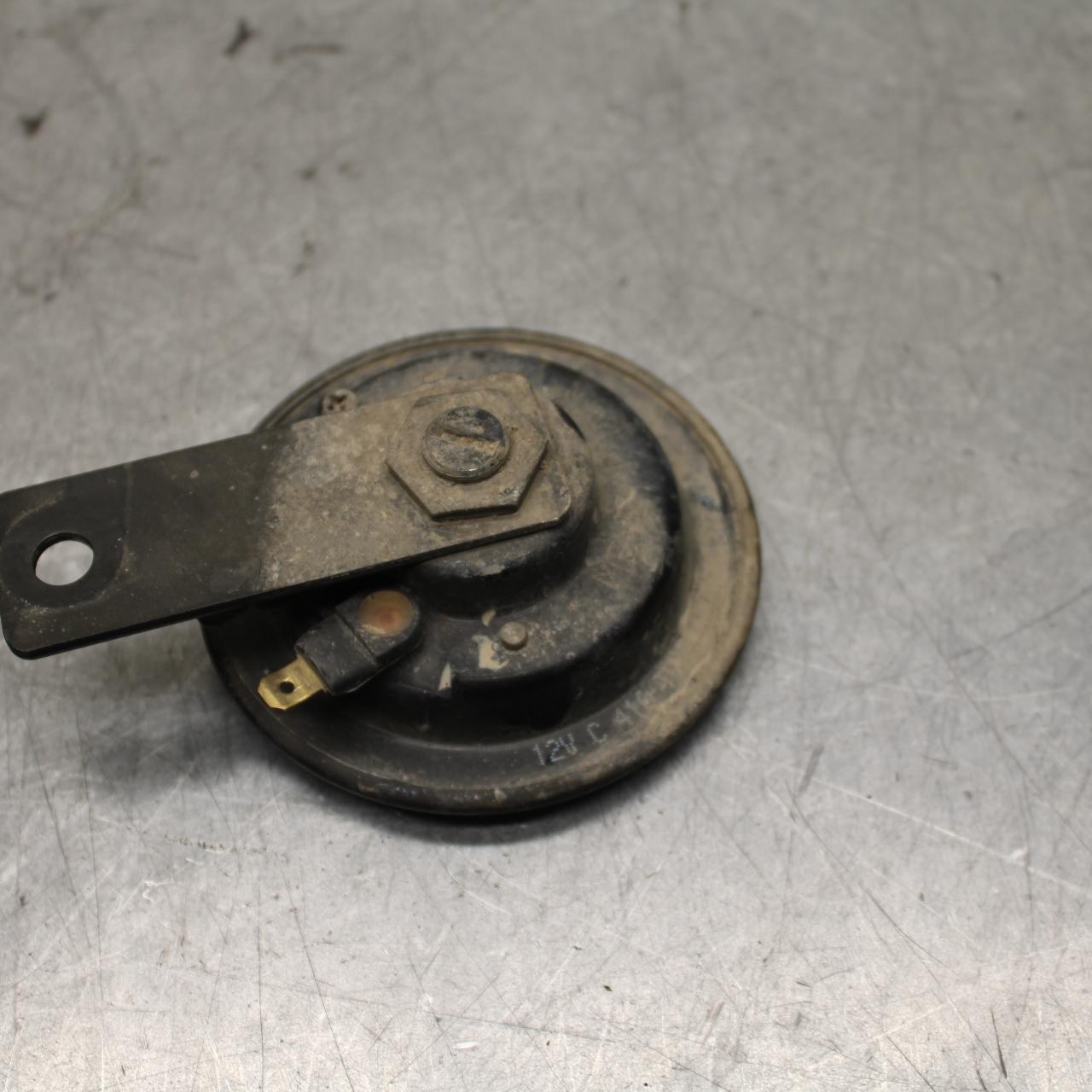 01-06 HONDA CBR600F4I HORN SIGNAL 38120-MBW-600 BB644
