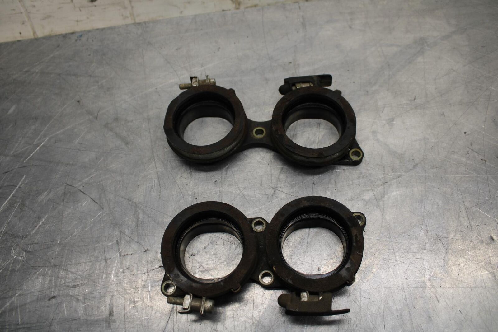 09-14 YAMAHA YZF R1  INTAKE MANIFOLD BB471