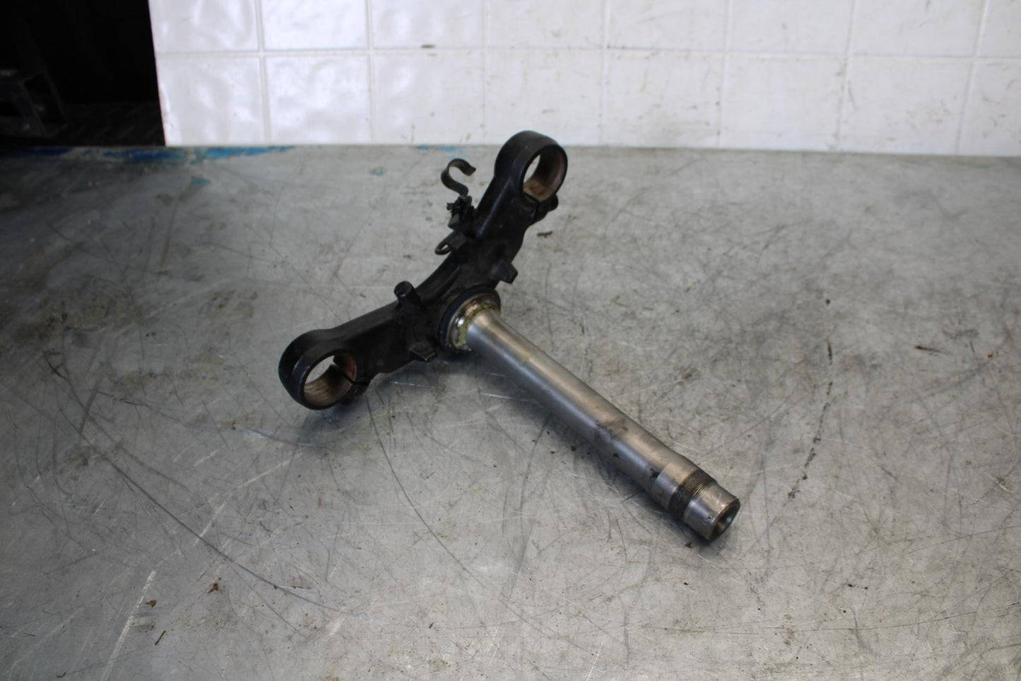 13-17 KAWASAKI NINJA 300 FRONT FORKS CLAMP LOWER TRIPLE TREE STEM BB429