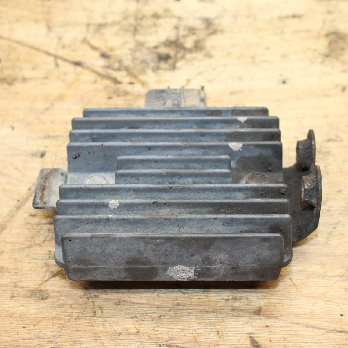 03-06 KAWASAKI Z1000 RECTIFIER VOLTAGE REGULATOR BB319