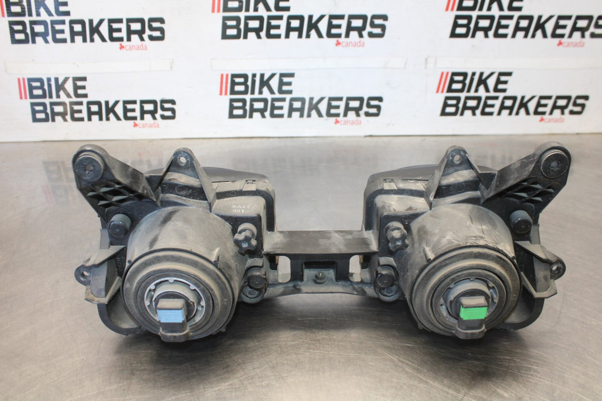 07-08 KAWASAKI NINJA ZX6R FRONT HEADLIGHT HEAD LIGHT LAMP BB937