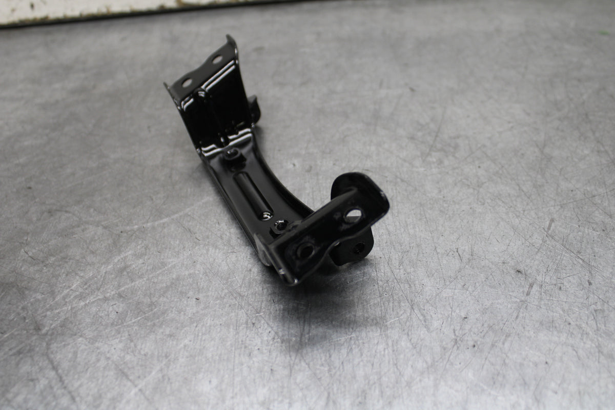 24 KAWASAKI NINJA 500 ABS GAS TANK FUEL CELL PETROL BRACKET MOUNT  BB730