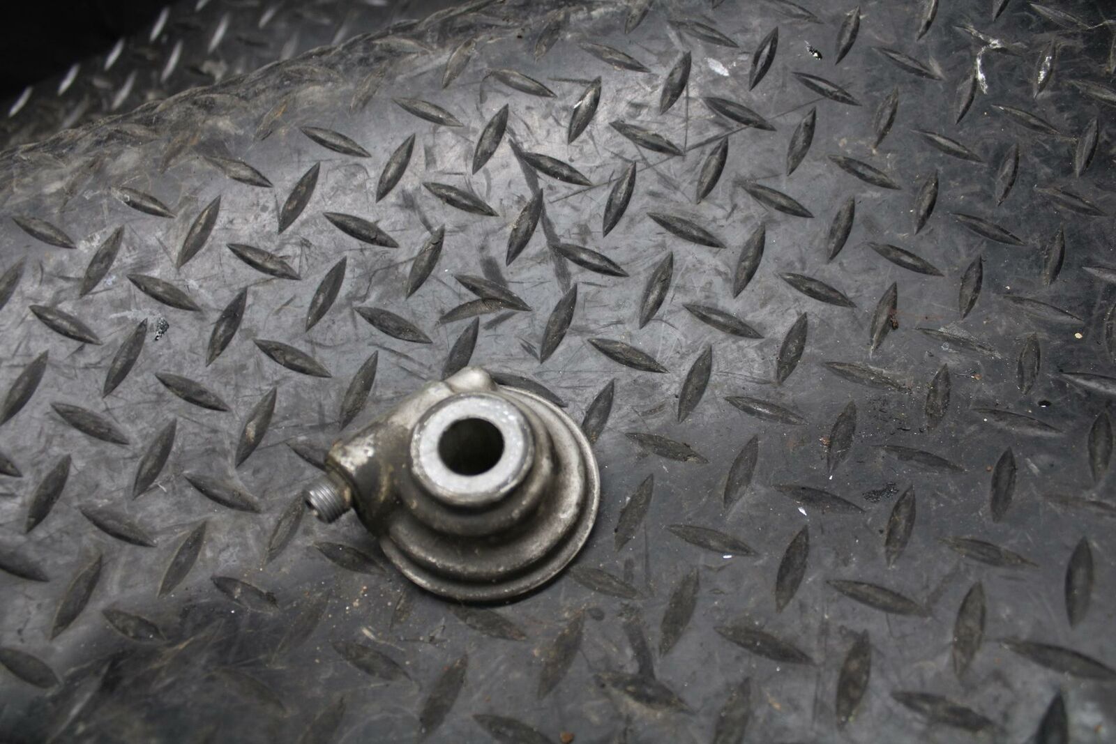86 SUZUKI GS750ES SPEEDOMETER DRIVE GEAR  BB233