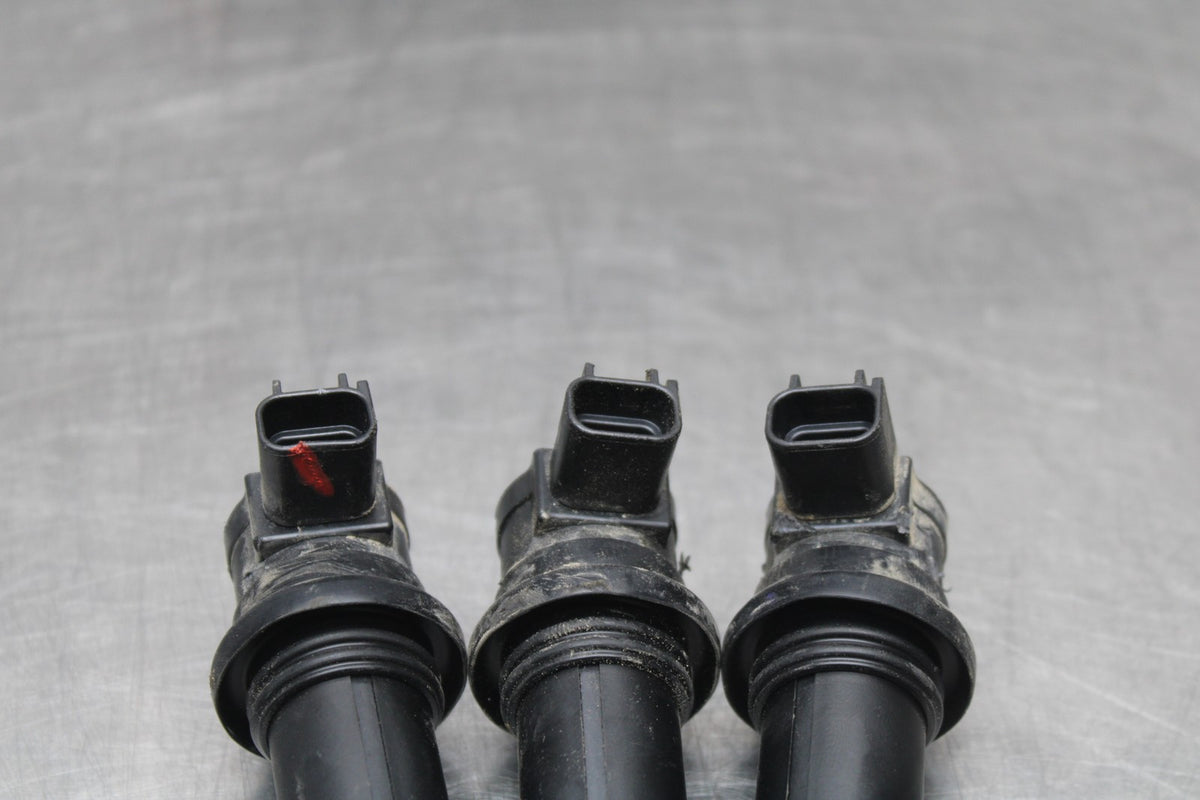 23-26 KAWASAKI NINJA ZX4RR IGNITION COILS COIL SPARK PLUG CAPS BB872
