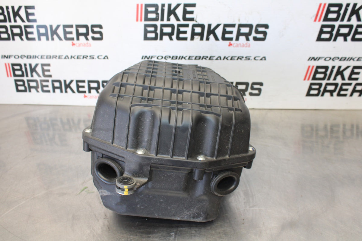 24-25 KAWASAKI ELIMINATOR 450 AIRBOX AIR INTAKE FILTER BOX BB869