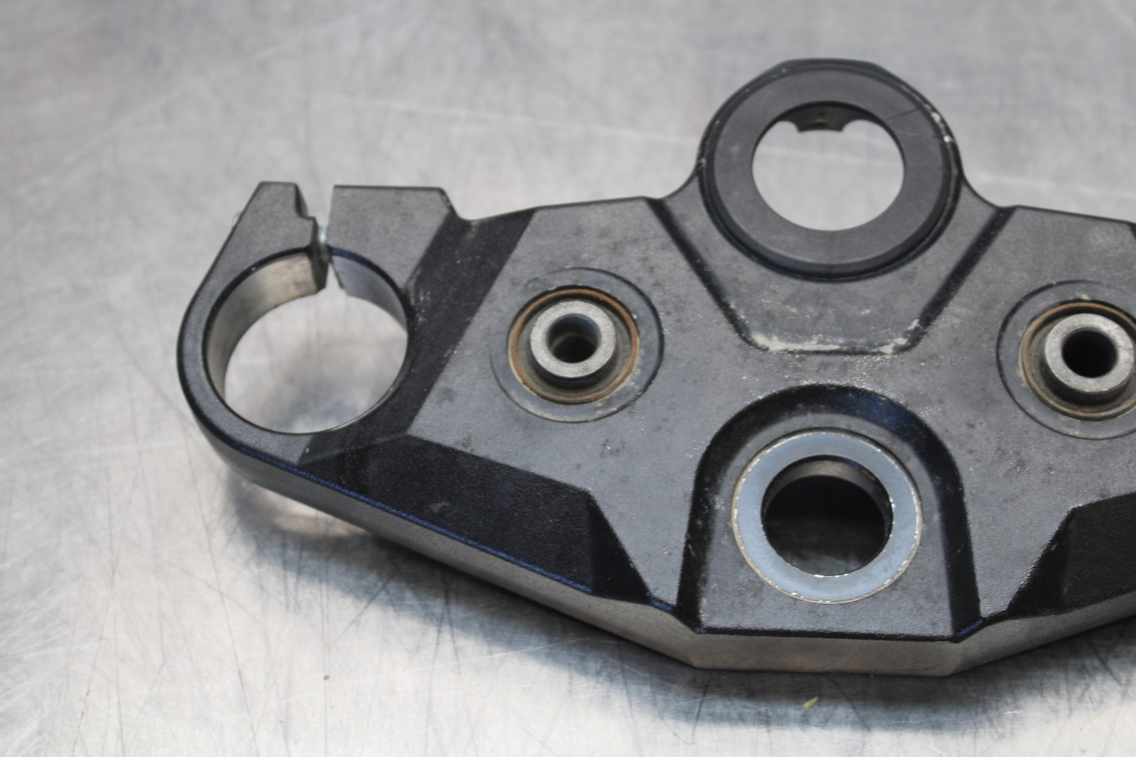 09-15 YAMAHA FZ6R FORKS UPPER TRIPLE TREE CLAMP BB161