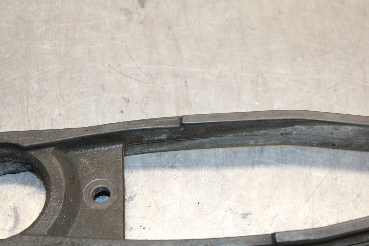 08-10 SUZUKI GSXR 600 SWINGARM CHAIN BUFFER SLIDER GUIDE BB130