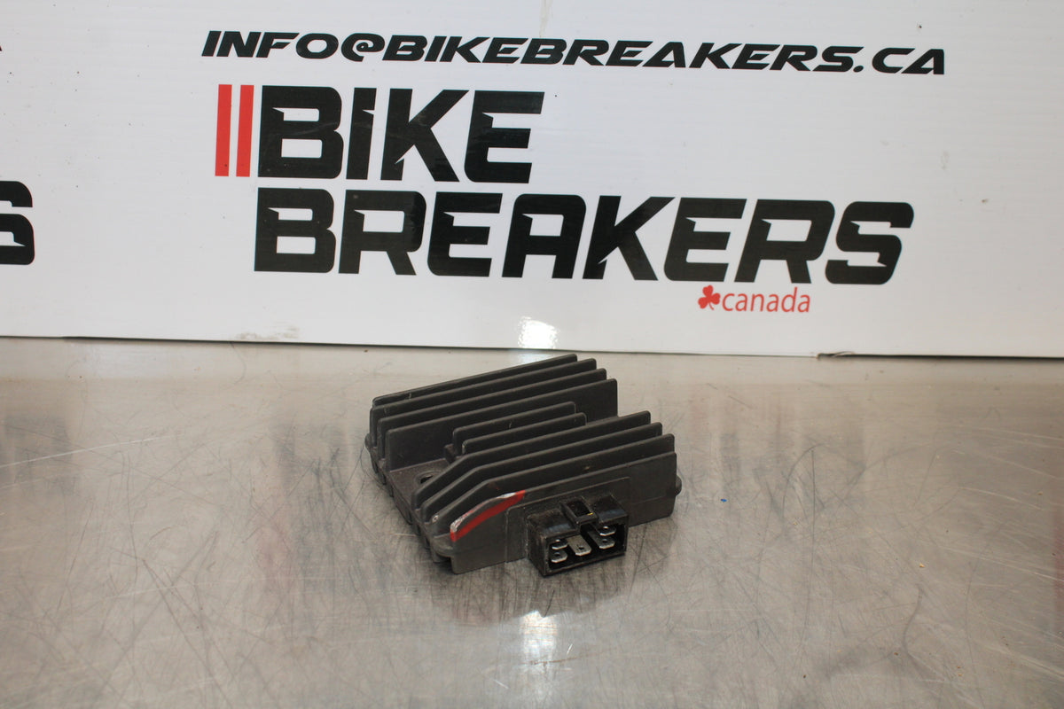09-15 YAMAHA FZ6R RECTIFIER VOLTAGE REGULATOR BB161