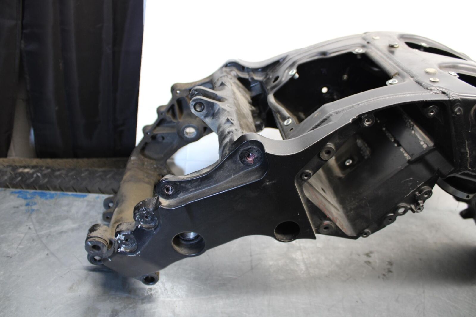 06-07 KAWASAKI NINJA ZX14R FRAME CHASSIS BB433