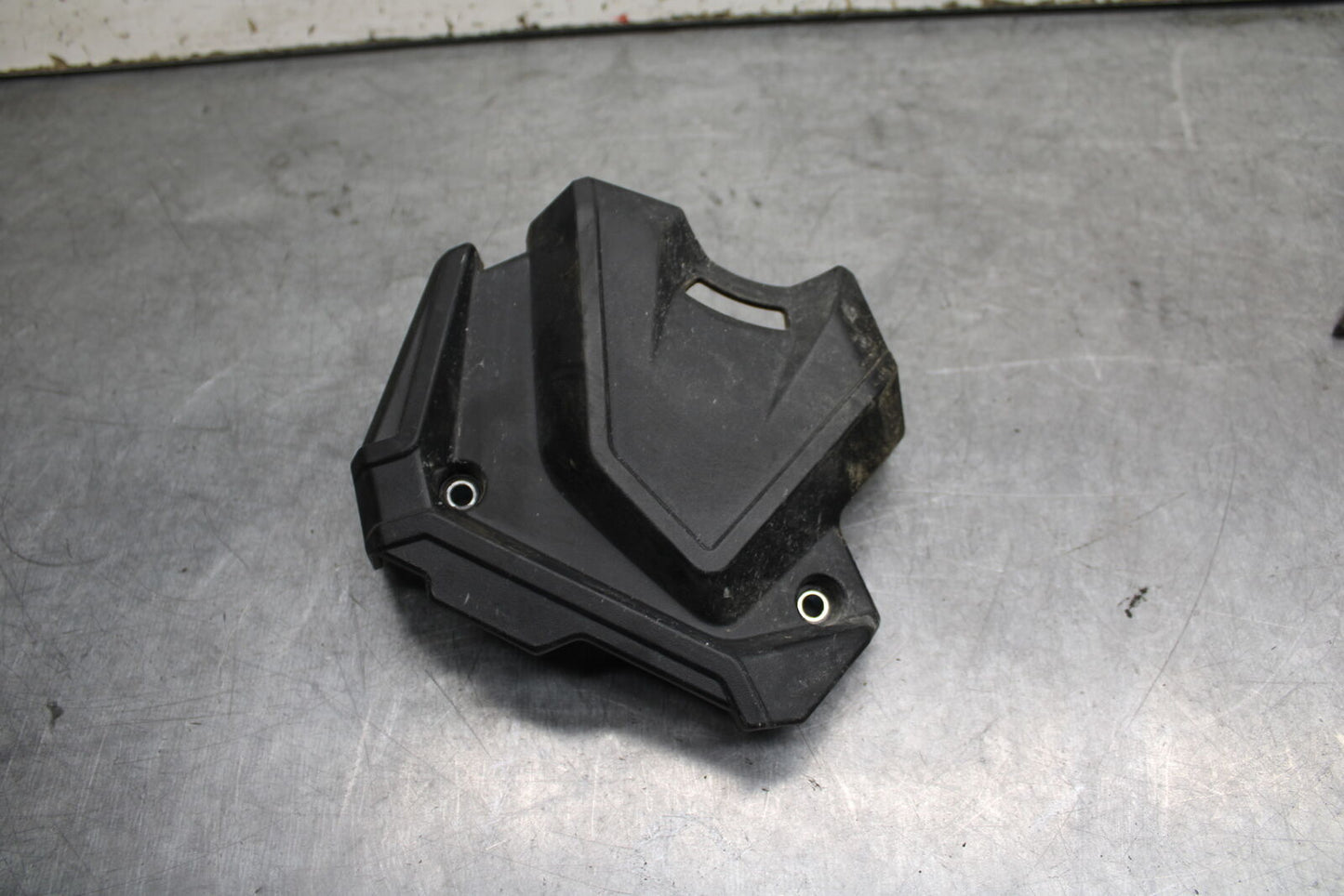 18-24 KAWASAKI NINJA 650 ENGINE SPROCKET COVER BB725