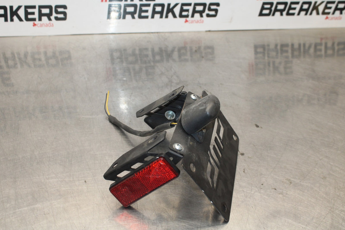 08-10 SUZUKI GSXR 600 FENDER ELIMINATOR LICENSE PLATE BRACKET & LIGHT BB765