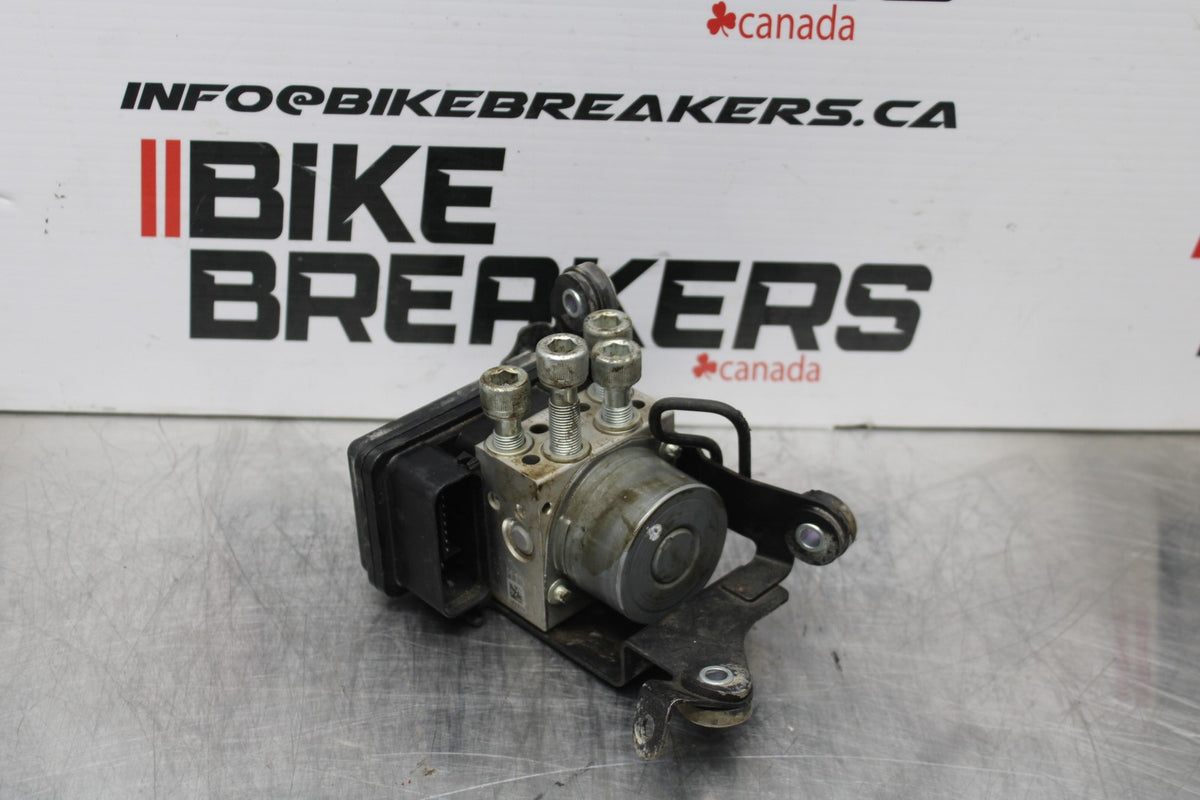 19-23 KAWASAKI NINJA ZX6R ABS PUMP UNIT MODULE BB188