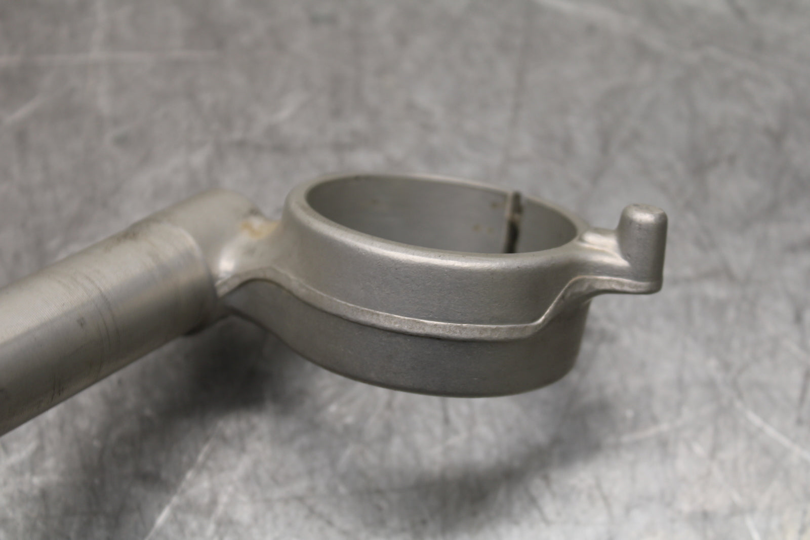 08-10 SUZUKI GSXR 600 LEFT CLIP ON HANDLEBAR  BB721
