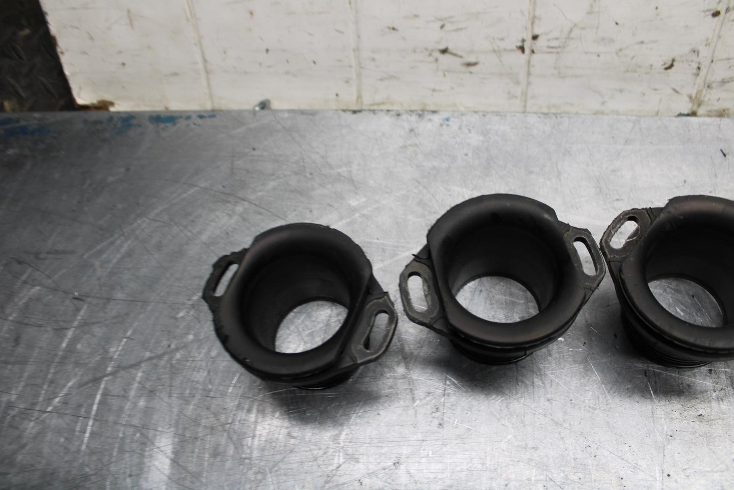 03 KAWASAKI ZX12R AIRBOX INTAKE VELOCITY STACKS BB472