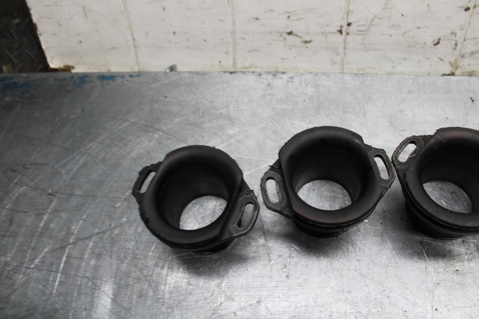 03 KAWASAKI ZX12R AIRBOX INTAKE VELOCITY STACKS BB472