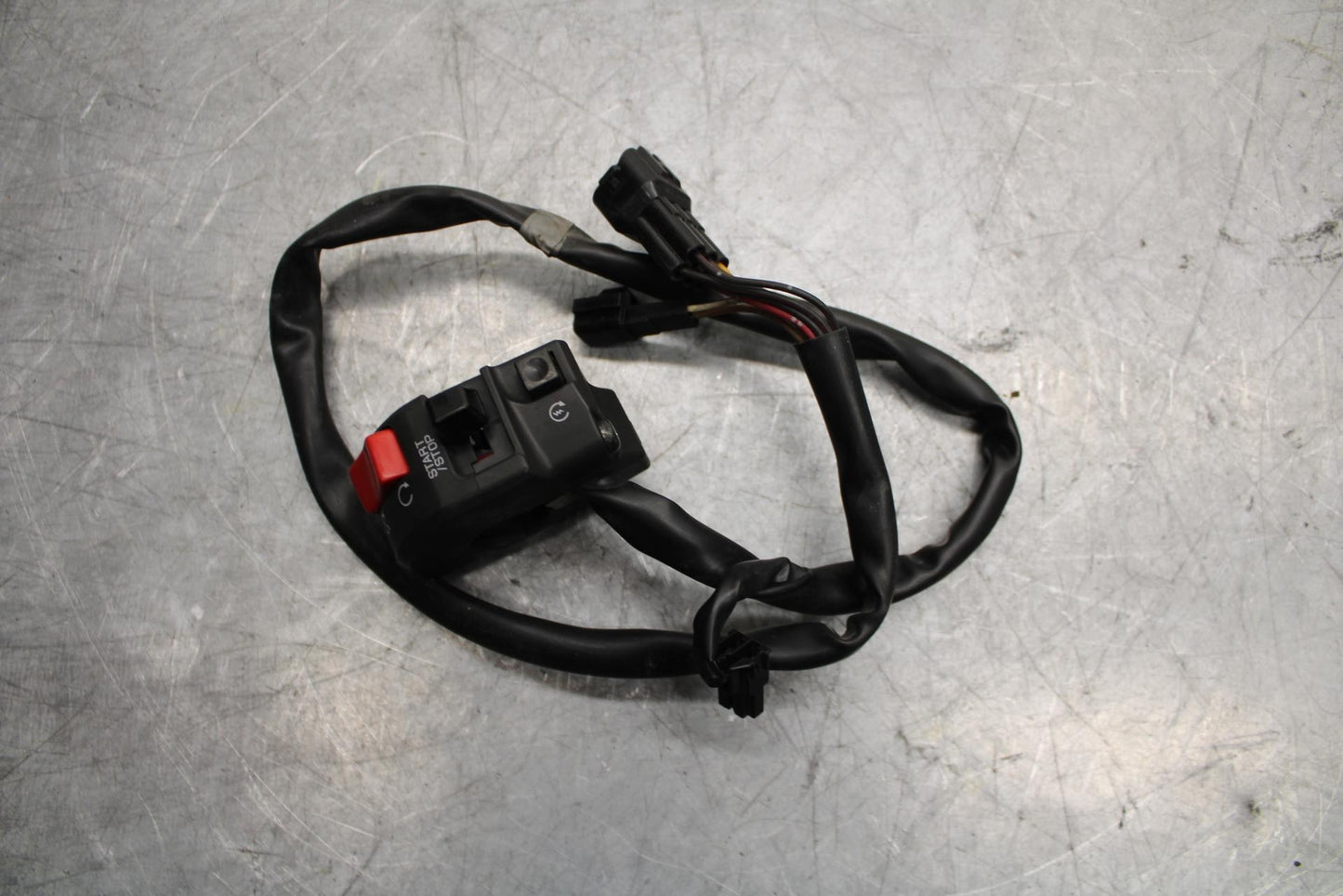 2009 Kawasaki Ninja ZX6R ZX600R RIGHT CLIP ON HANDLE KILL OFF START SWITCH BB548