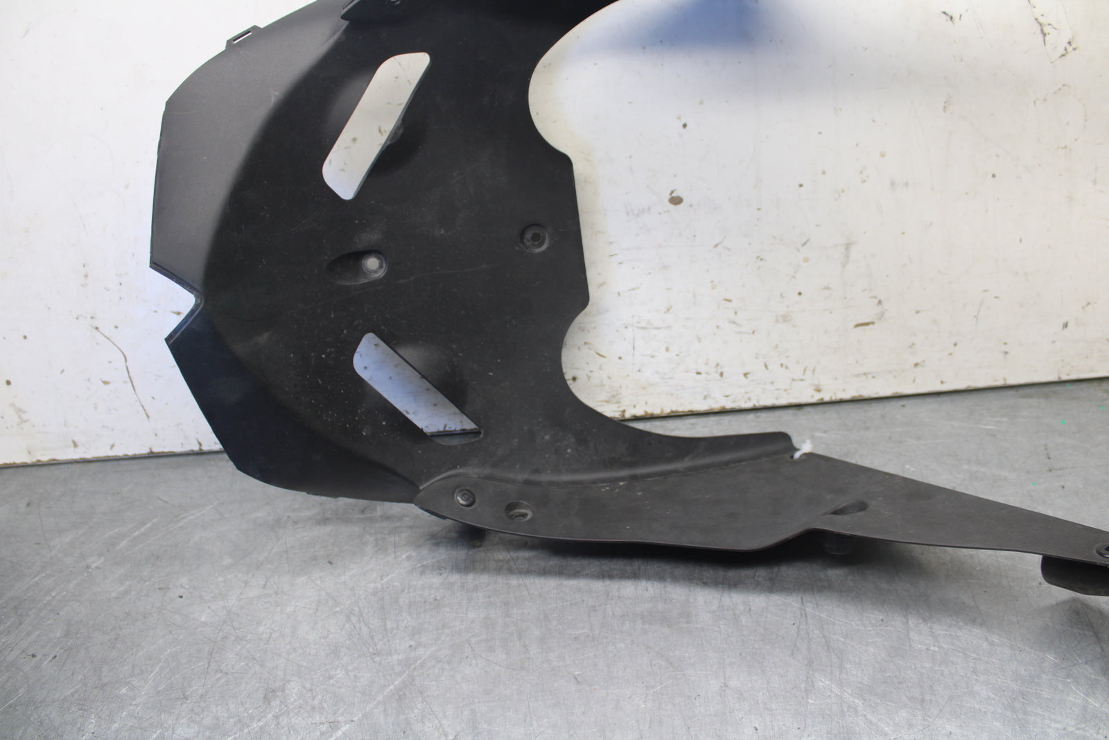 09-12 KAWASAKI NINJA ZX6R LOWER FRONT UPPER INNER HEADLIGHT COWL FAIRING BB698