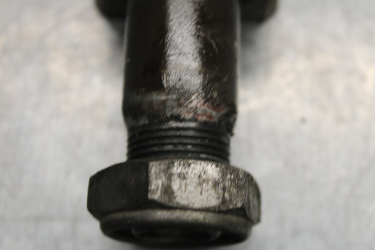 05-06 HONDA CBR600RR REAR AXLE BACK WHEEL RIM PIVOT BOLT AXEL BB727
