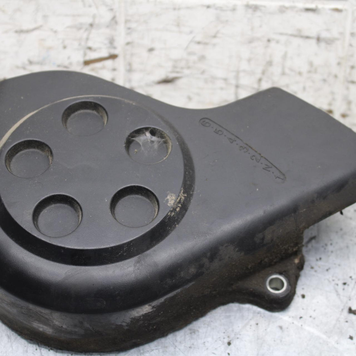 2006 Honda CBR600F4i ENGINE SPROCKET COVER 11350-MBW-000 BB567