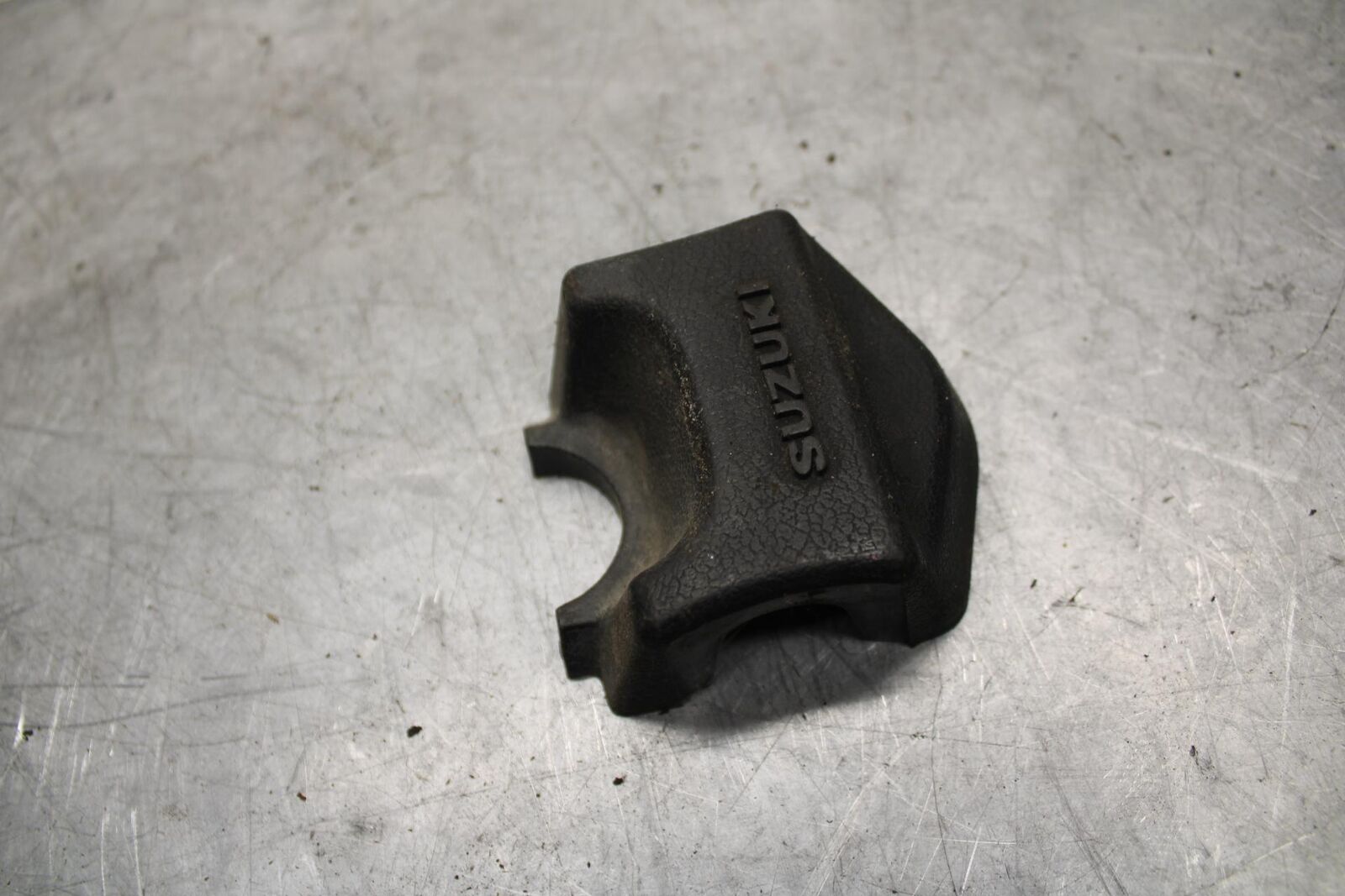 82-83 SUZUKI GS1100GL HANDLEBAR COVER TRIM COWL PANEL BB30