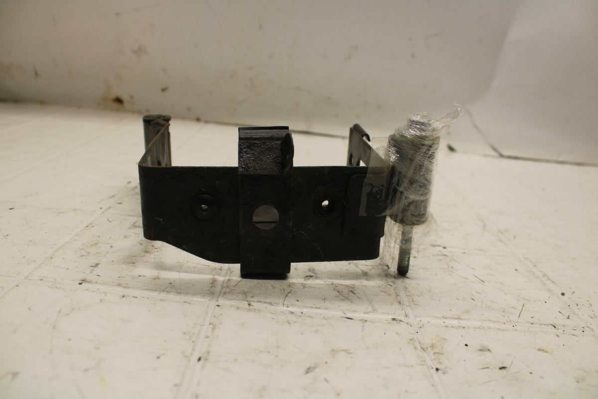 72 HONDA CB500 K1 BATTERY TRAY BOX BB24
