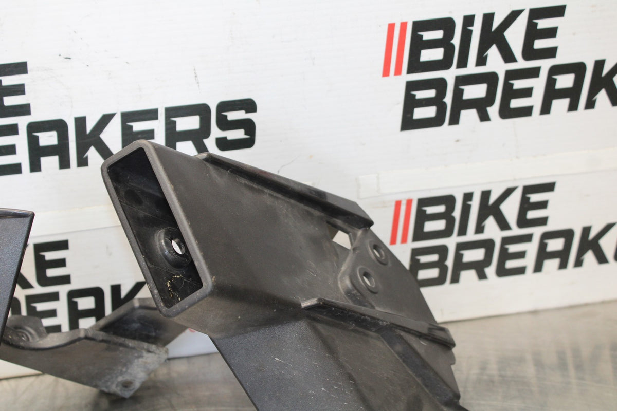 16 APRILIA TUONO V4 1100 RIGHT LEFT INNER FAIRINGS COWLS PANELS TRIMS BB905