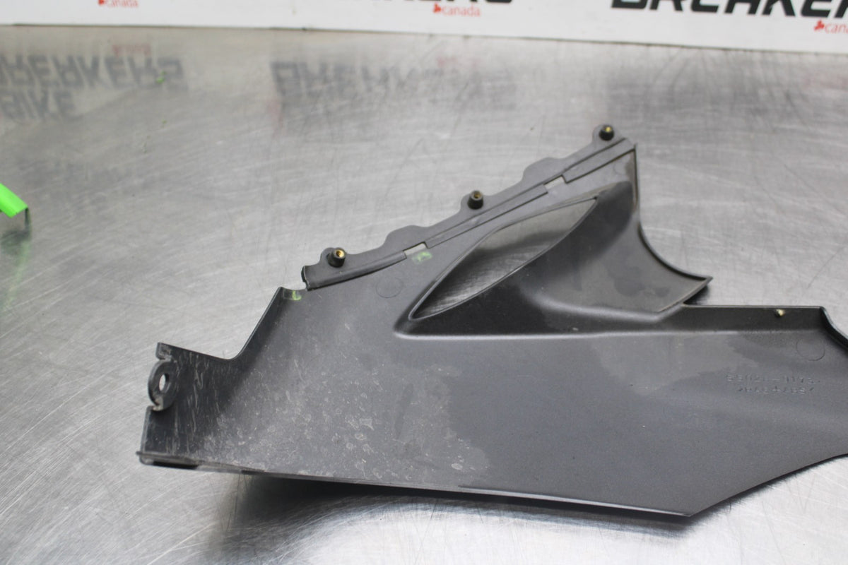 08 KAWASAKI NINJA ZX10R RIGHT LOWER BOTTOM BELLY SIDE FAIRING COWL  BB902