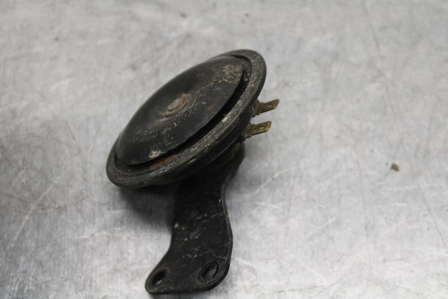 93-07 YAMAHA VMAX 1200 HORN SIGNAL BB634